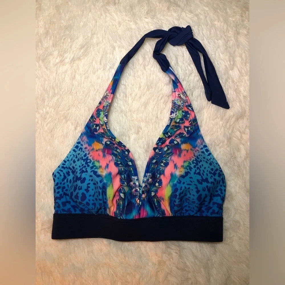 🩷🦋Colorful Halter Bikini Top size Small🦋🩷